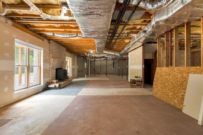 Building Photo - 1400 Slayden Wood Rd