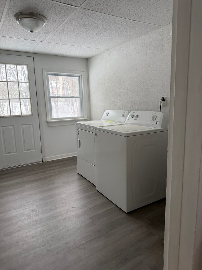 Building Photo - 20-22 Dorchester Ave