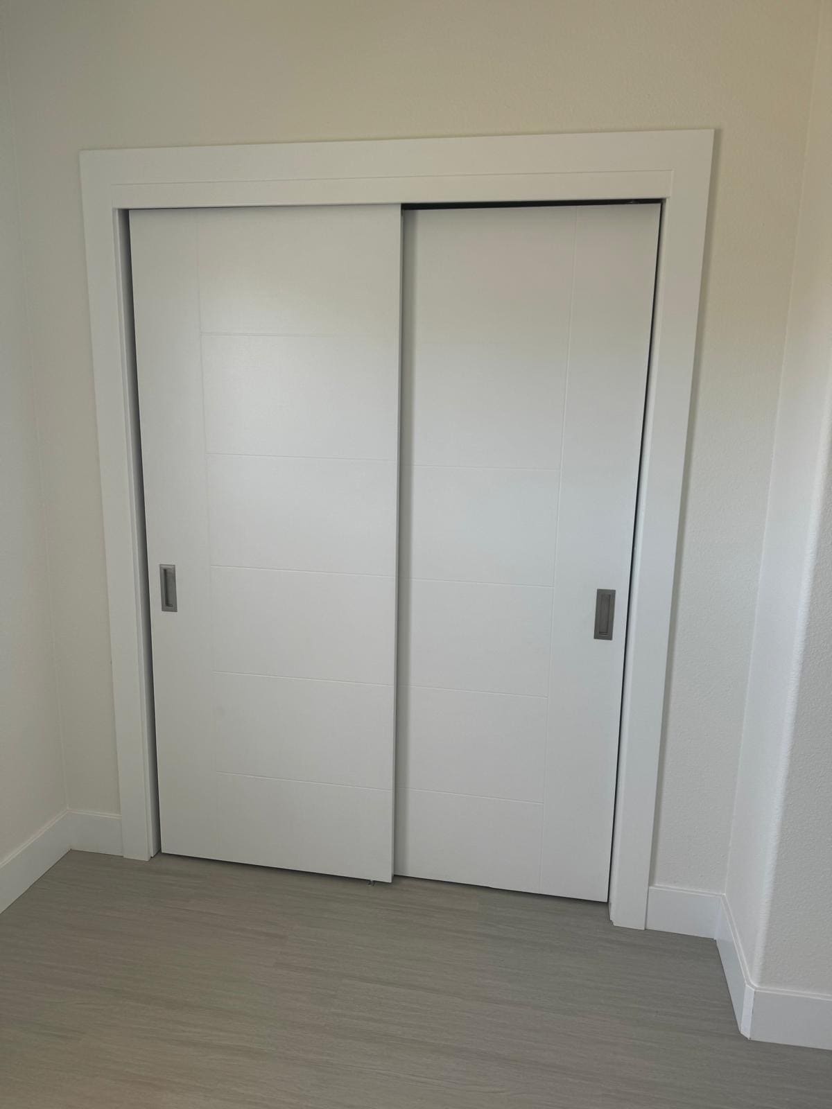 Building Photo - 2125 Moffett Rd