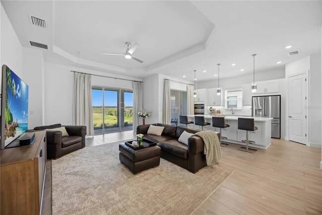 Building Photo - 10116 Silent Night Ln