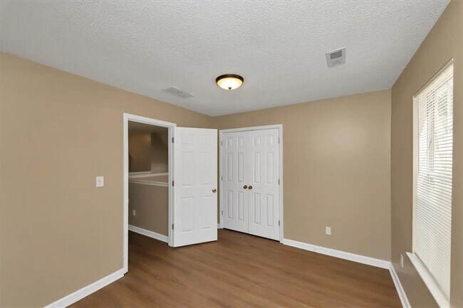Building Photo - 1260 Crestridge Ln