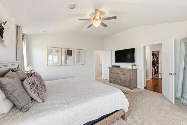 Building Photo - 13500 Rosebud Isle Dr