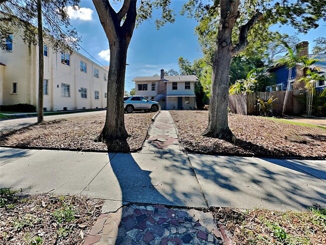 Building Photo - 2624 12th St N