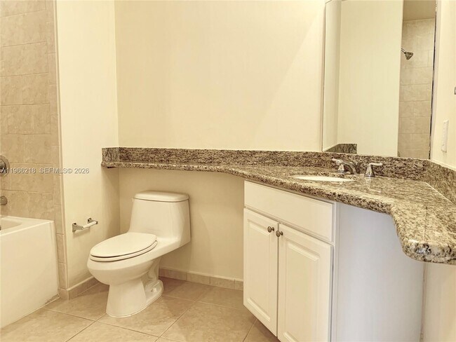 Building Photo - 3001 NE 185th St