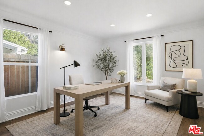 Building Photo - 4837 Gentry Ave