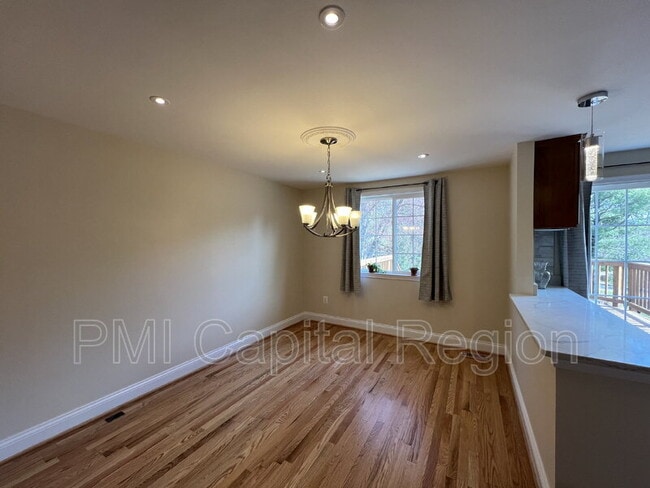 Building Photo - 10201 Millstream Dr