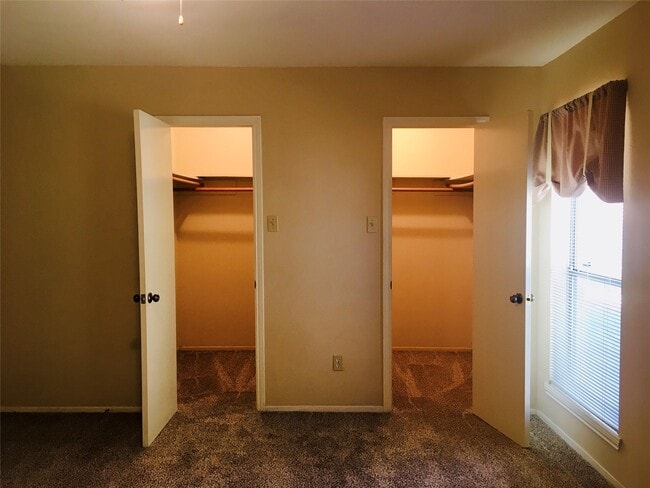 Building Photo - 16406 Moary Firth Dr