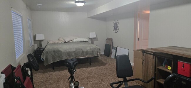 Building Photo - Beautiful 3 Bed 3.5 Bath in Riverton!!