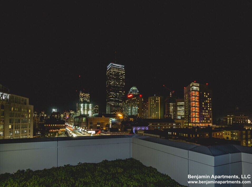 Building Photo - 1085 Boylston St