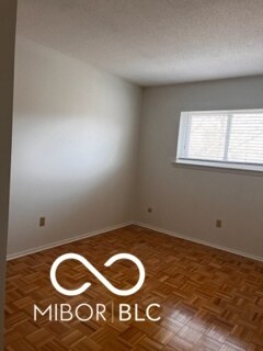 Building Photo - 5522 Greenview Dr