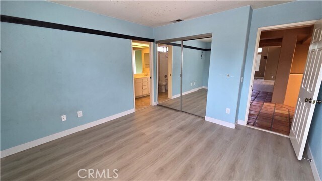 Building Photo - 25568 Blackthorne Dr