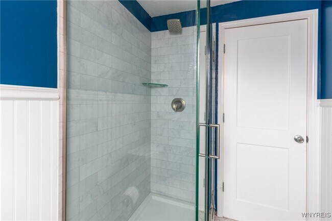 Building Photo - 189 Hamilton Dr