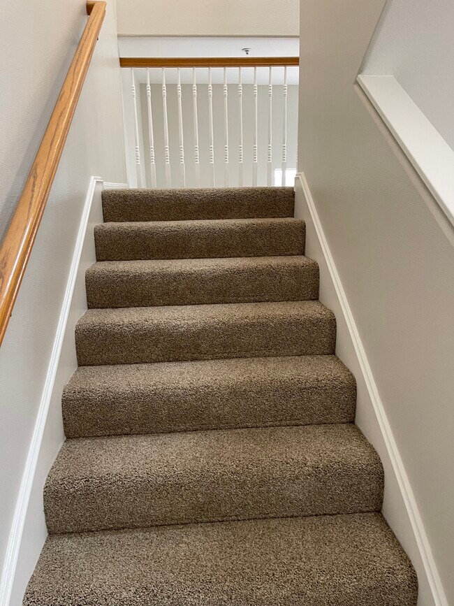 Building Photo - 19062 Windridge Ln