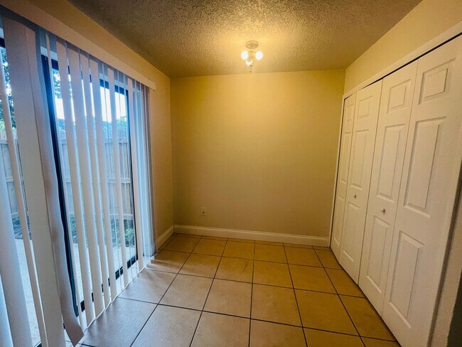 Building Photo - HIDDEN CREEK CONDO-1602 Bending Brook Way #270 Orlando FL 32807