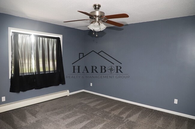 Building Photo - 3 bedroom Townhome in Eyota, MN Available ...
