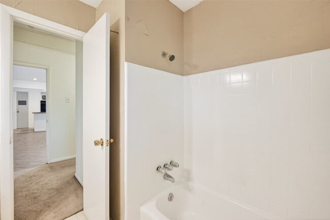 Building Photo - 5422 Spellman Rd
