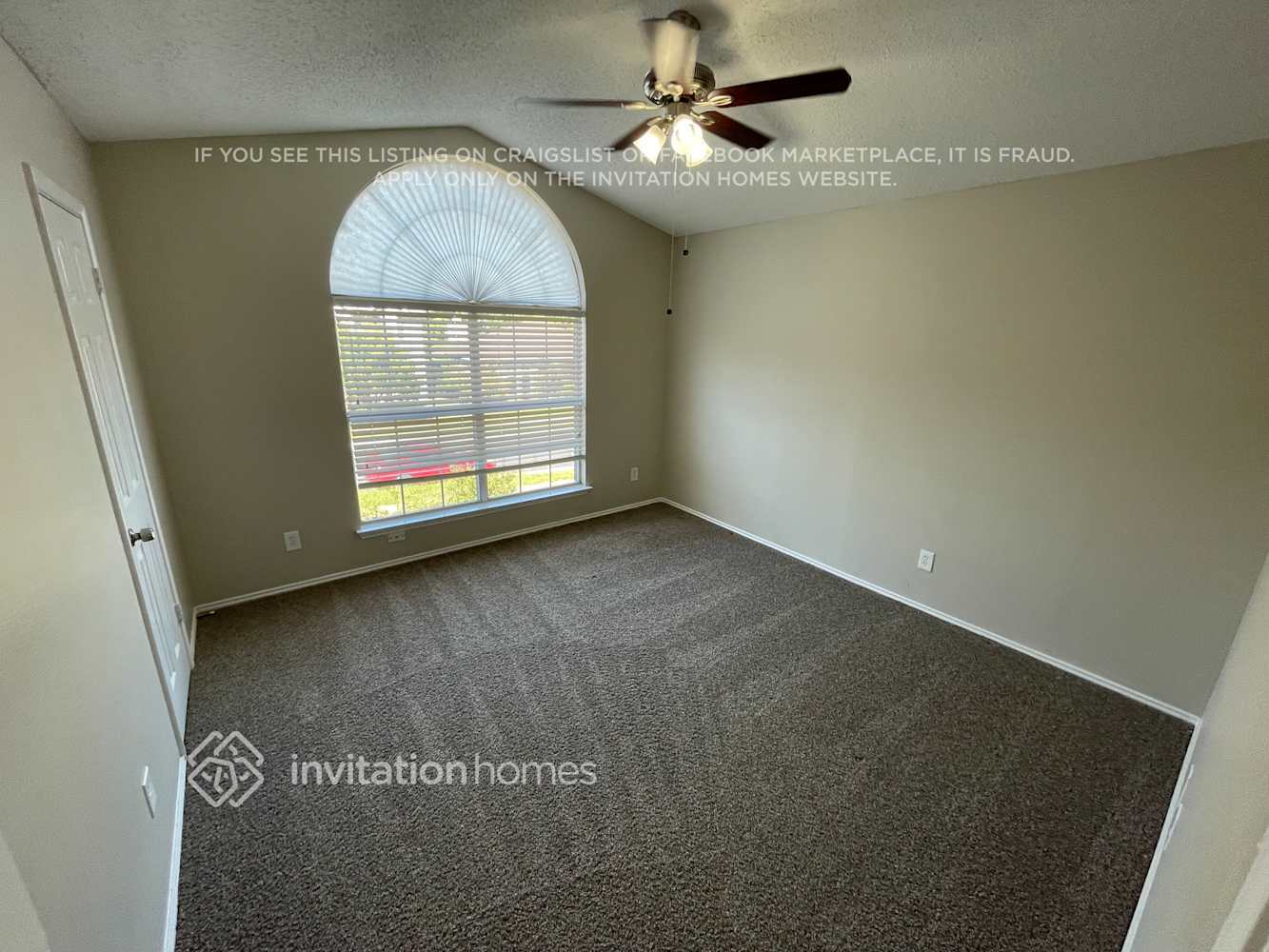 Building Photo - 1616 Barclay Dr