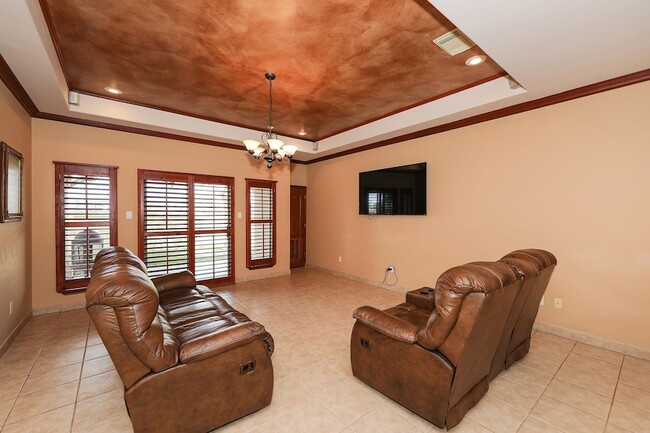Building Photo - 6514 Grande Bay