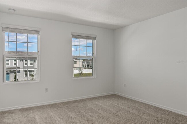 Building Photo - 6357 Fairmont Ln