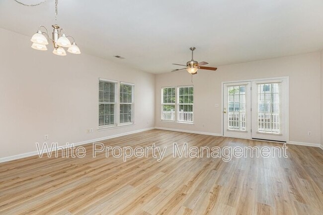 Building Photo - 15656 Marvin Rd