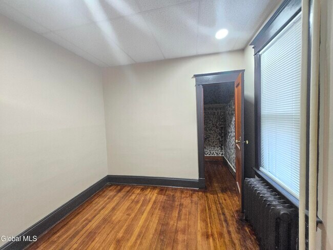 Building Photo - 355 Myrtle Ave