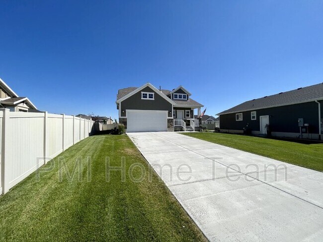 Building Photo - 3789 Hooded Crane Ln