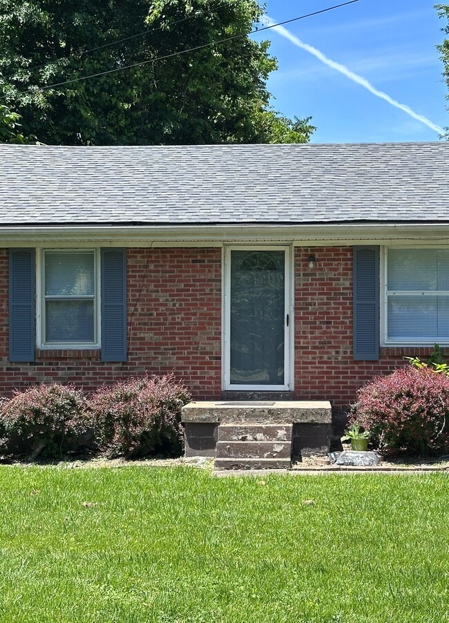 Primary Photo - Cozy Casa