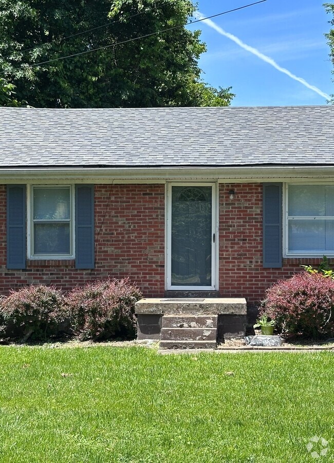 Building Photo - Cozy Casa