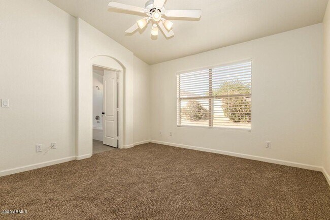 Building Photo - 6444 W Tonto Dr