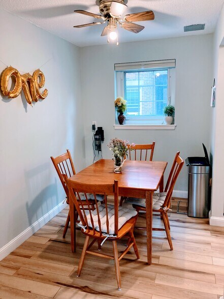 Building Photo - 32 Saint Paul St