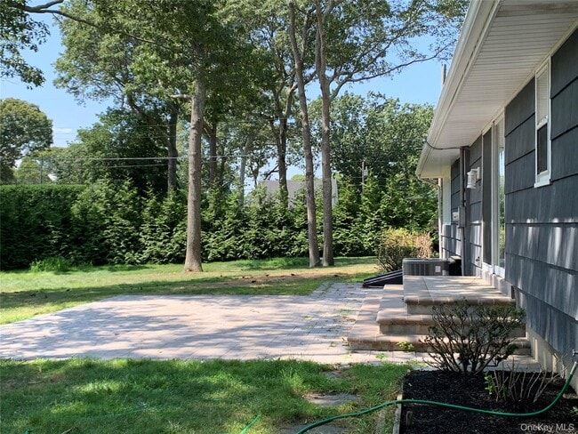 Building Photo - 250 Krause Rd