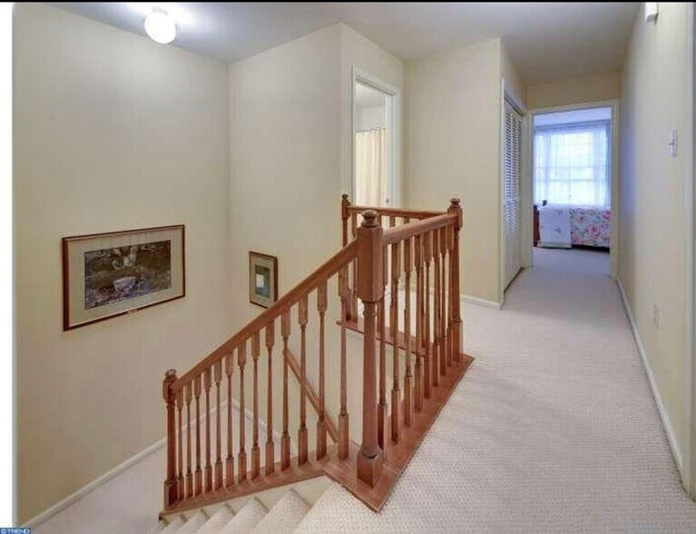 Building Photo - 36 Kennedy Dr