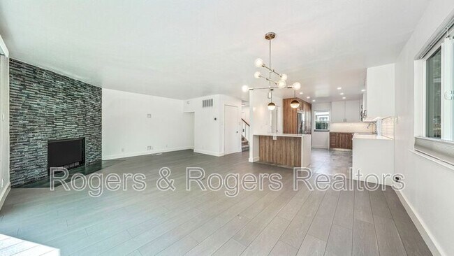 Building Photo - 20272 Pacifica Dr