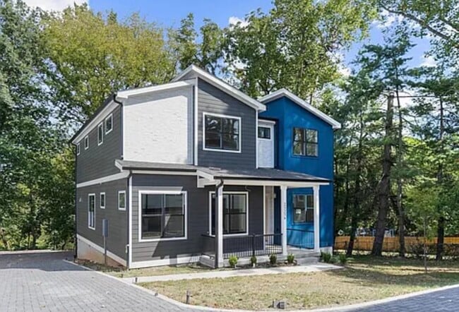 Building Photo - 2323 Carter Ave