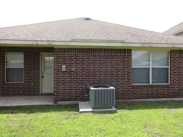 Building Photo - 17806 Sunstone Terrace Ln