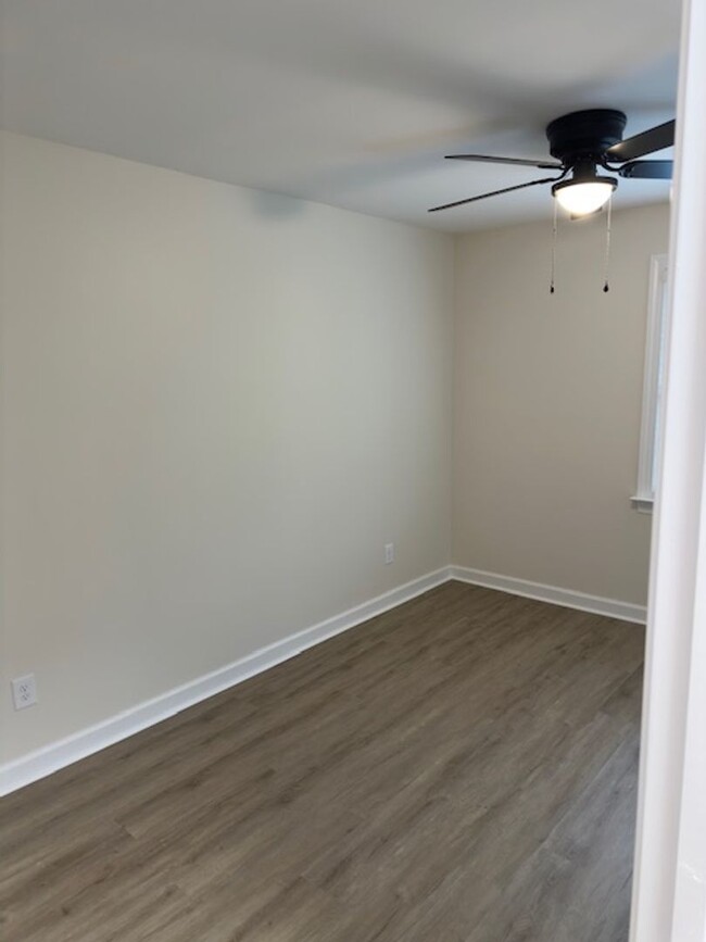 Building Photo - 1357 Northridge Dr