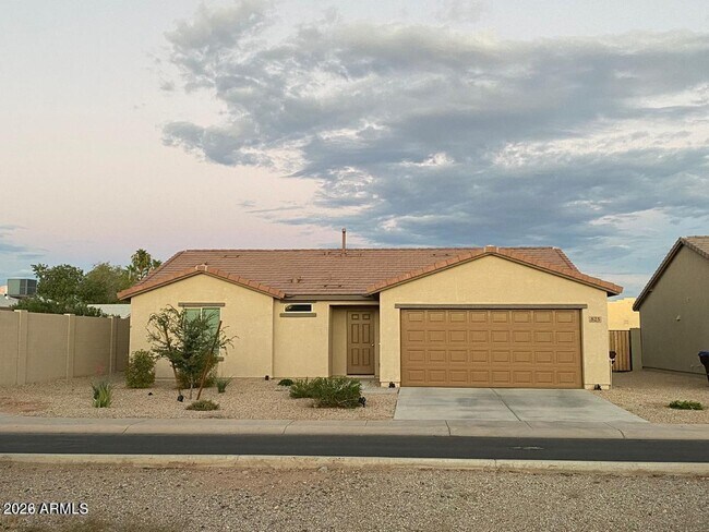 Building Photo - 825 Country Village Ln