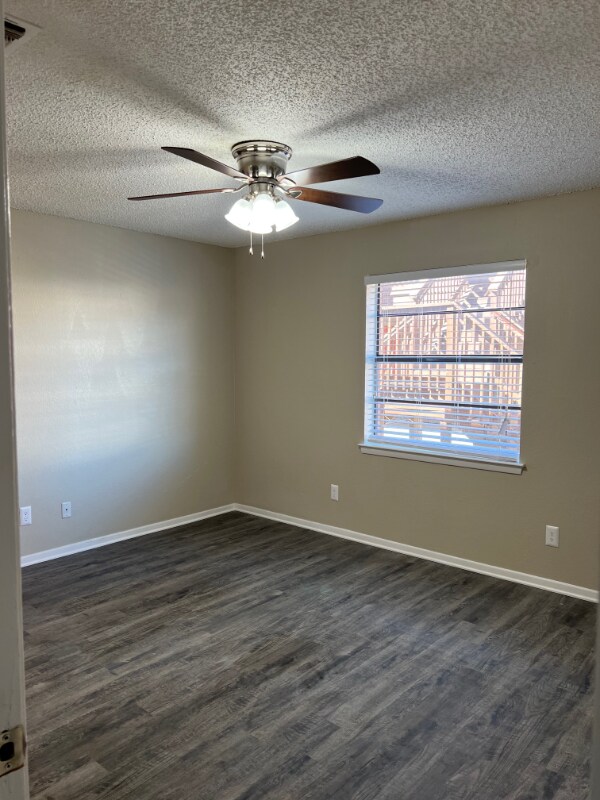 Building Photo - 3012 Sappington Pl
