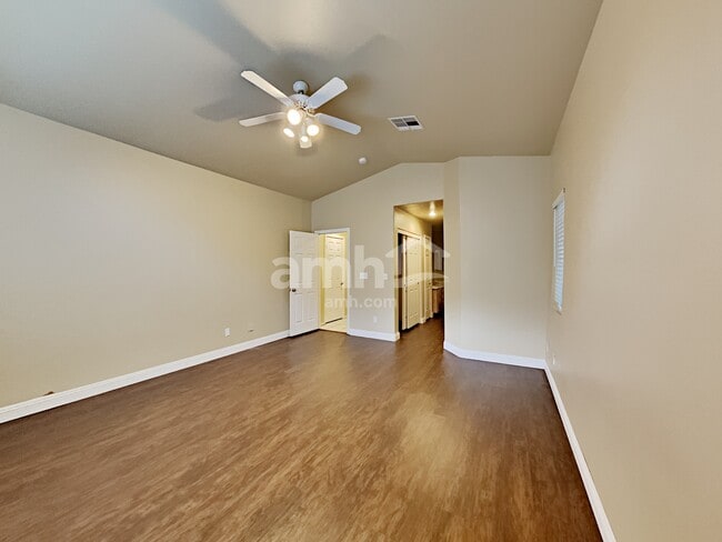 Building Photo - 1008 Leadville Meadows Dr