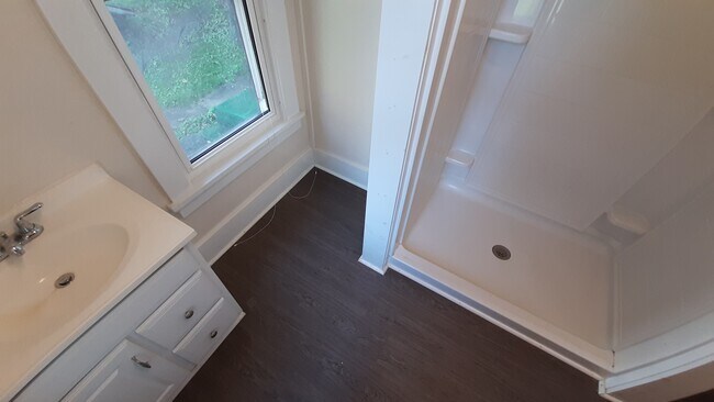 Building Photo - 311 Fairmount Ave