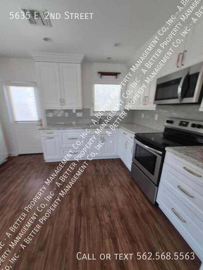 Building Photo - 5635 2nd St