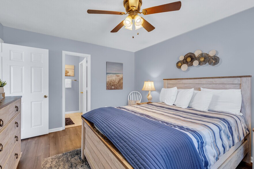 Building Photo - 589 Blue River Ct