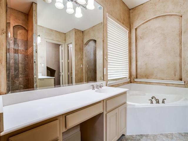 Building Photo - 12181 Flynt Dr