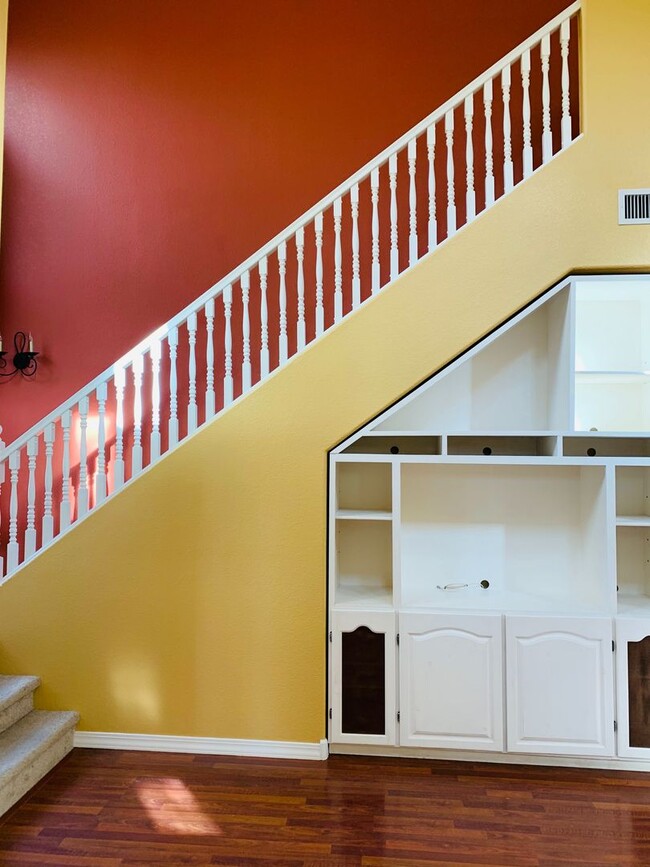 Building Photo - Beautiful Home In Rancho Sahuarita Located...