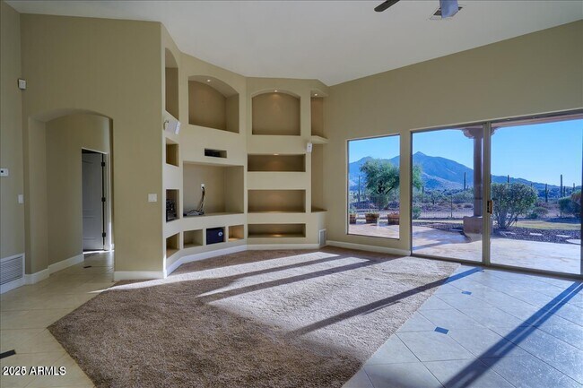 Building Photo - 6789 E Saber Rd