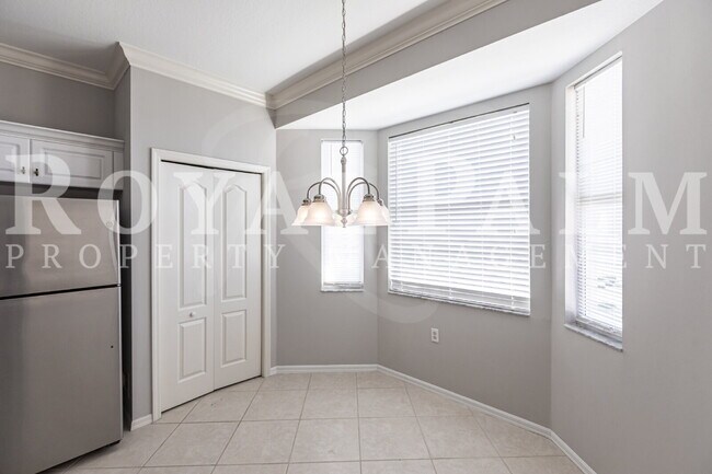 Building Photo - Estero 2BR Condo – $500 Off When You Wrap Up a New Lease This December (Go Ahead, Take It to the ...