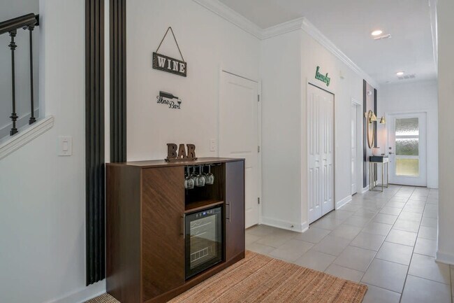 Building Photo - 2644 Reading Trail