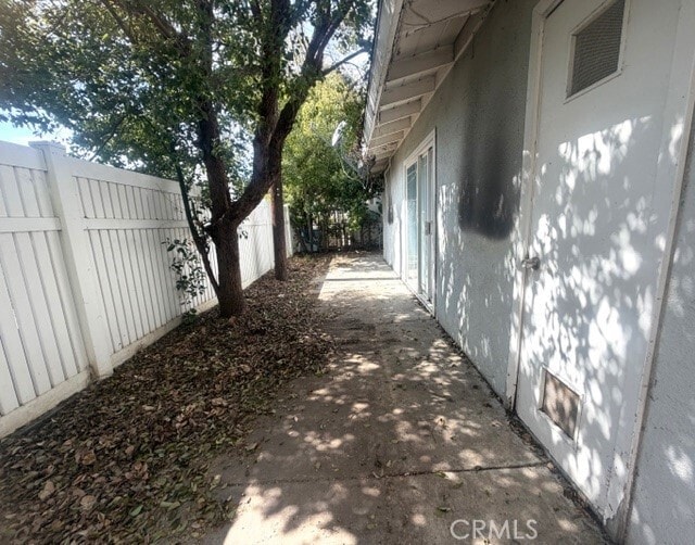 Building Photo - 10553 Poplar St