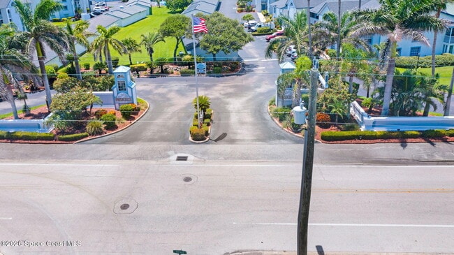 Building Photo - 630 S Brevard Ave