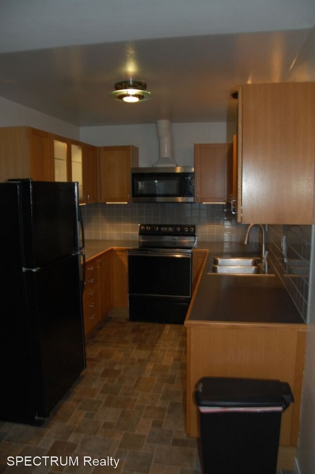 Building Photo - 1 br, 1 bath House - 5516 Armitos #70